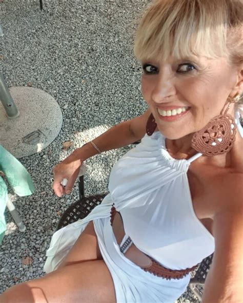 Mature Granny And GILFS 0002 MP 00867 Porn Pic