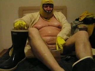 Part I In Piss Gummistiefel And Piss Stinking Bathrobe Gay Amateur Amateur Porn Xhamster