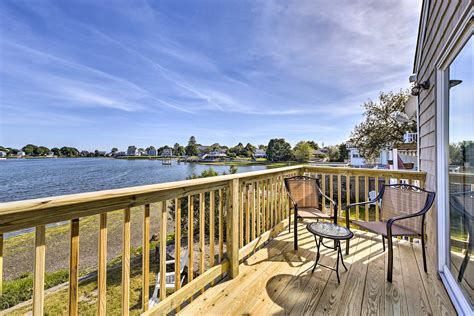 Coastal Rhode Island Home w/ Kayaks, Deck & Grill! - Home Rental in ...