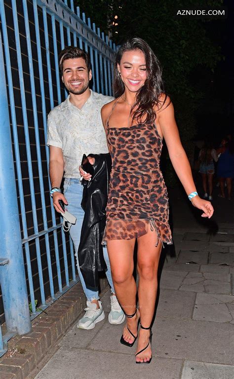 VANESSA BAUER Nude AZNude