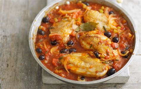 Italian-style chicken with olives | Italian Recipes | GoodtoKnow