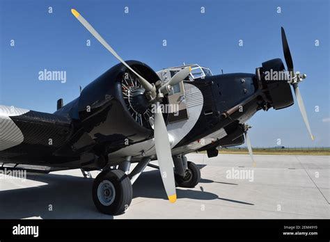 Junkers ju52 3m Fotos und Bildmaterial in hoher Auflösung Alamy