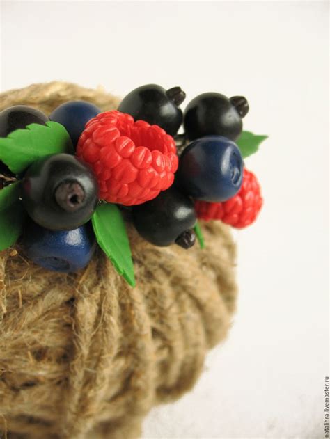 Брошь -булавка Ягодный микс Полимерная глина Красная Синяя Черная Лето ...