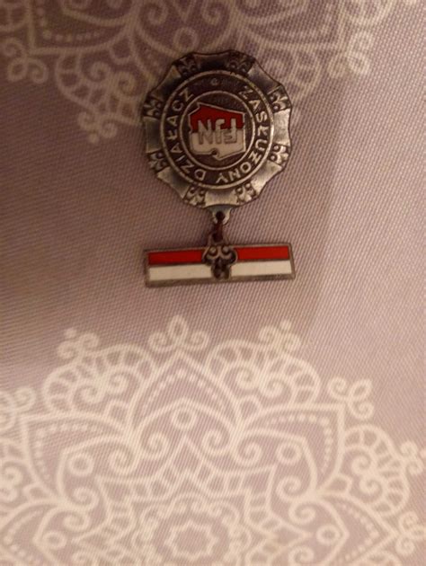 Medal przypinka Prl Warszawa Mokotów OLX pl