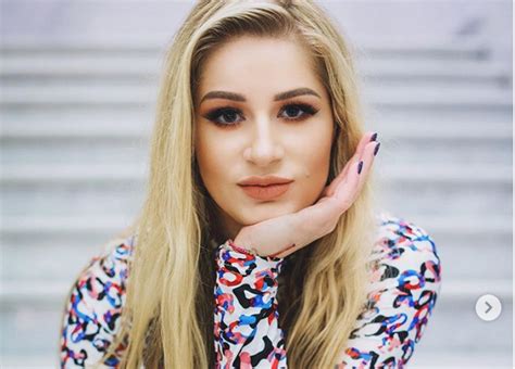 Madzia Z Big Brothera W Cekinowym Bikini Co Za Kszta Ty Obcas Pl