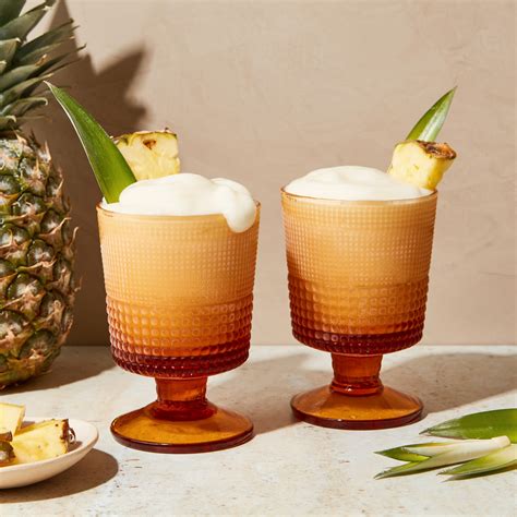 Piña Colada Recipe | Epicurious