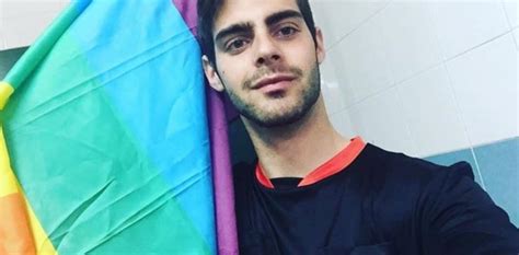 Cansado de que lo insultaran por ser gay se retiró del arbitraje