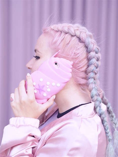 18 Pictures That Will Make You Want To Dye Your Hair Millennial Pink