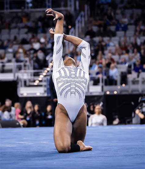 HOT GYMNASTS Hottest Female Athletes