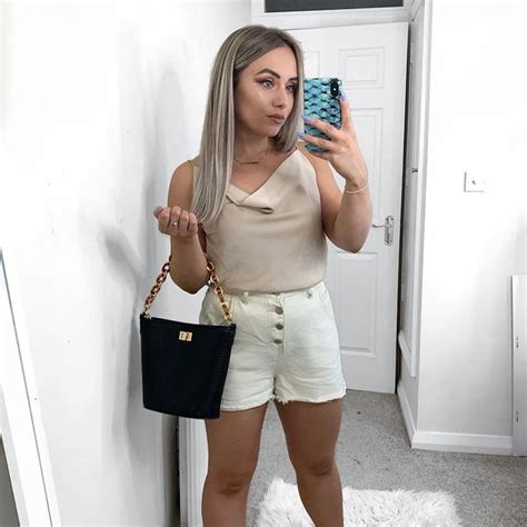 Different Shades Of Nude Outfits Summer Outfits Nude