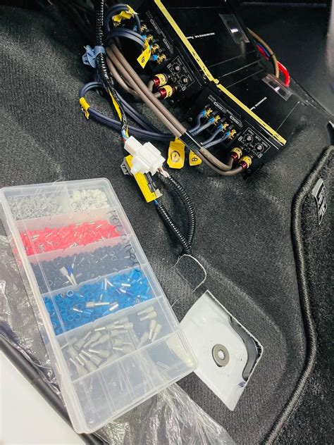 カーオーディオのサウンドセッティング方法 サイバーナビMOREL wayセパレートスピーカーPRS D パワードウーハーの場合 HOT WIRED ホットワイヤード