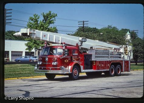 Vintage Fire Trucks Fire Trucks Trucks New Engine
