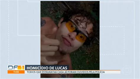 Vídeo Polícia apreende celular de morador da casa onde Lucas foi