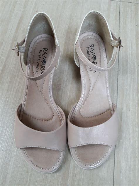 Sandália Anabela Nude Total Comfort Sandália Feminina Ramarim Usado 57324002 enjoei