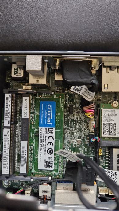 intel nuc NUC6CAY