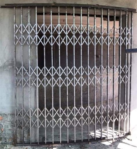 Sliding Mild Steel Collapsible Gate For Home At Rs Square Feet In