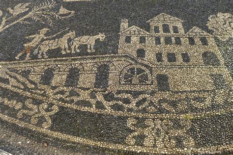 Jeffrey Bale S World Of Gardens Pebble Mosaics Of The Palazzo Reale