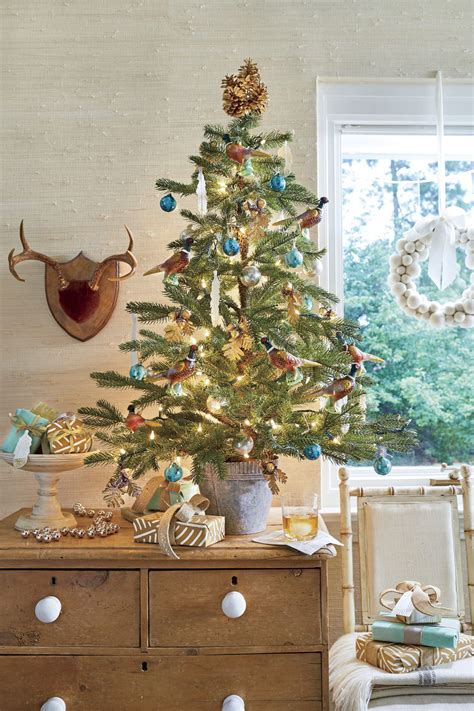 xmas tree for small spaces 4