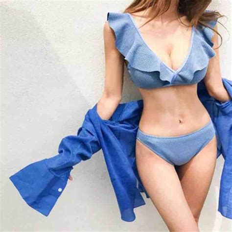M M Deep V Ruffled Small Fresh And Sexy Split Bikini With Padded Swimwear Lazada Ph