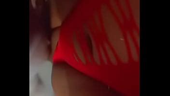 Chatte serrée agrippant une bite épaisse XVIDEOS
