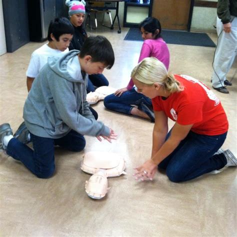 Teaching Hands Only Cpr To 44 Seventh Graders At Santa Rosa Charter School