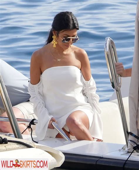 Kourtney Kardashian Kourtneykardash Nude Instagram Leaked Photo