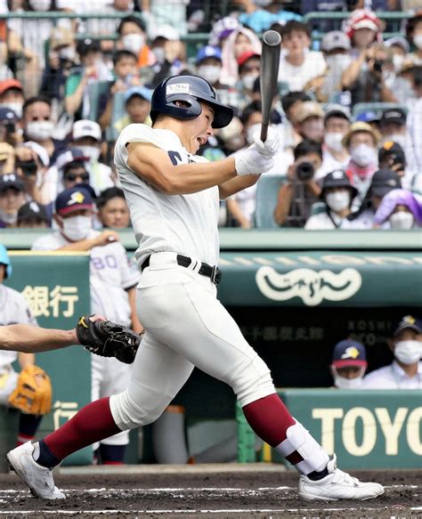 大阪桐蔭、25安打・19得点で聖望学園に大勝西谷監督「しぶとく野球できるか確認した」：写真 読売新聞