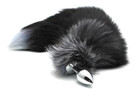 Colita Con Plug Anal SexyToys