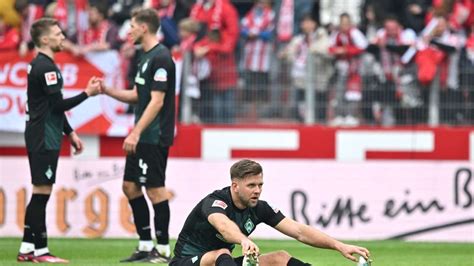 Wadenprobleme Werder Torjäger Füllkrug fehlt gegen Freiburg