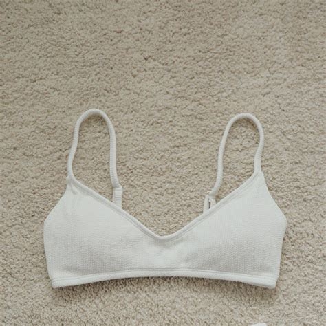 Nude Swim Mia Bikini Top In Cloud Crink Women S Fashion Swimwear Bikinis Swimsuits On Carousell