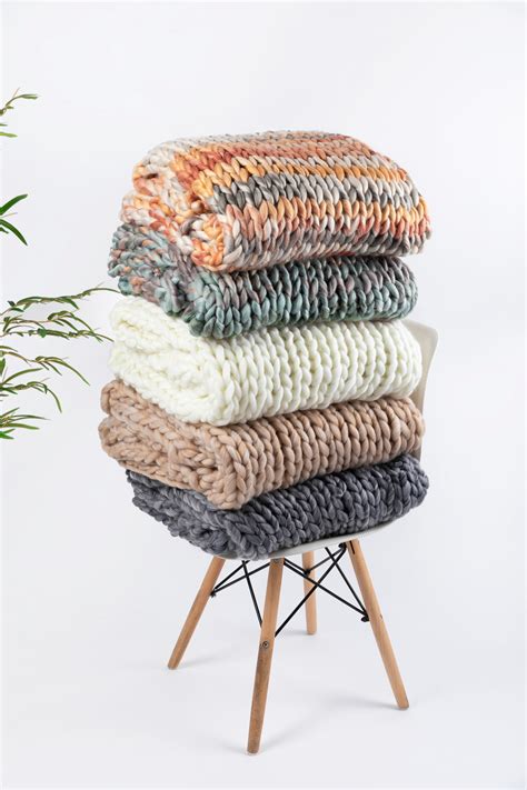 Silver One International Chunky Knitted Throw Blanket Stone White Duo