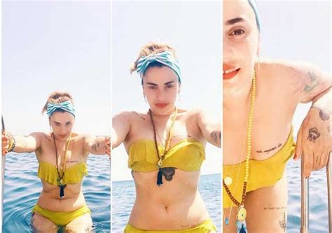 5 Hot Sexy Ceylan Ertem Bikini Pics