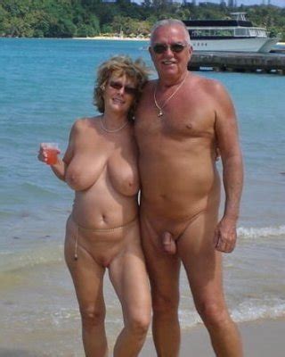 Naked Couples On The Beach Vintage Porn Pictures Xxx Photos Sex Images Pictoa