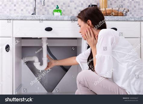 2,343 Broken Kitchen Sink Images, Stock Photos & Vectors | Shutterstock
