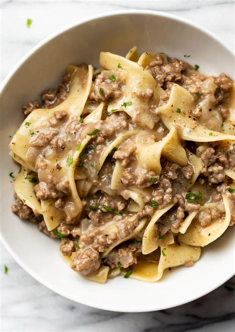 This 30 Minute Beef And Noodles Recipe Is Easy Comforting And Quick It Has Tender Gro Easy