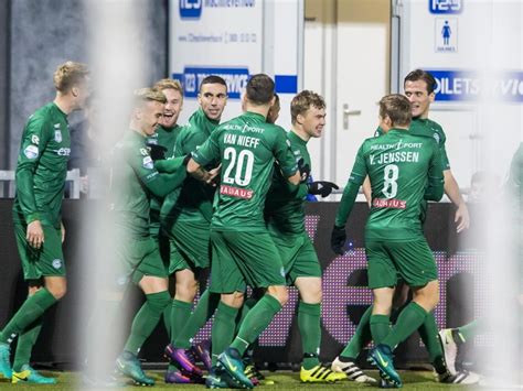 Eredivisie » Nieuws » FC Groningen start met Mahi en Rusnák