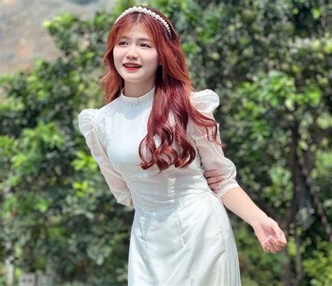 Mê mẩn trước nhan sắc hot girl Hoà Bình Titanic Nơi mọi thứ được