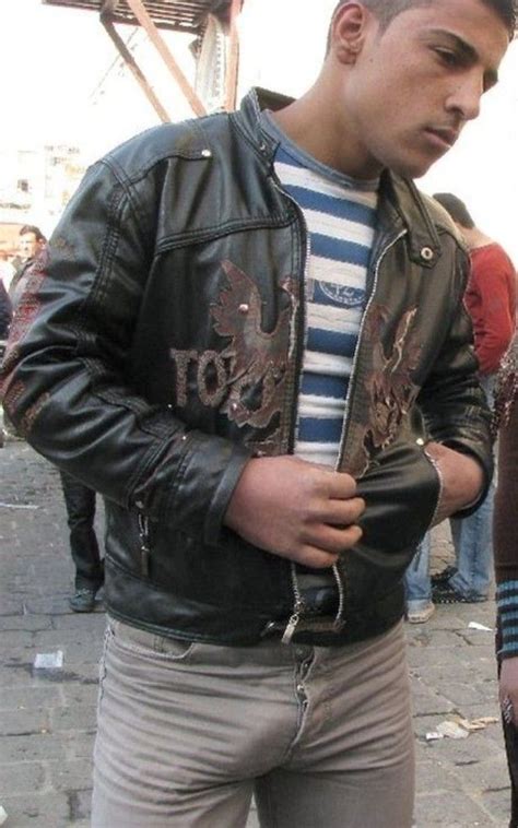 Hot Guys Nude Hot Guys In Tight Jeans