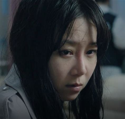 Actress Go Youn Jung Hit With Plastic Surgery Allegations And Proof