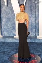 Zoe Saldana Sexy Flashes Her Hot Tits At The Vanity Fair Oscar Party In Beverly Hills Aznude