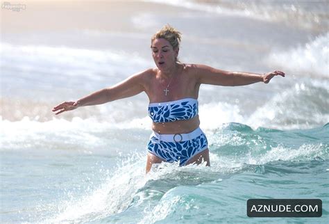 Claire Sweeney Sexy Spotted Showing Off Her Attractive Bikini Body In Barbados Beach AZNude