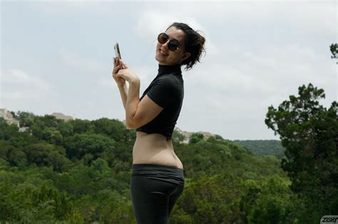 Naughty Babe Flaunts Her Boobies While Hyking 8 Photos