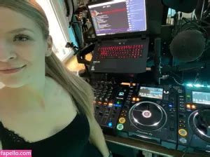 Full Video Sintica Nude Leaks OnlyFans I Nudes Celeb Nudes