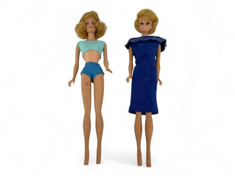 Lot First Issue Blonde Bubble Cut Barbie And Blonde Midge In Original Swimsuit