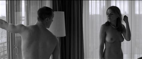 Nude Video Celebs Suzan Erentok Nude Toro 2015