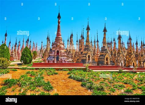 Tribe Cemetery Hi Res Stock Photography And Images Alamy