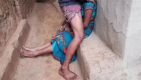 Jangal Me Faking My Waif XXX Outdoor Outdoor Porn Feat Xtremee XHamster