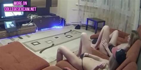 Girlfriends Watching Porn Tnaflix