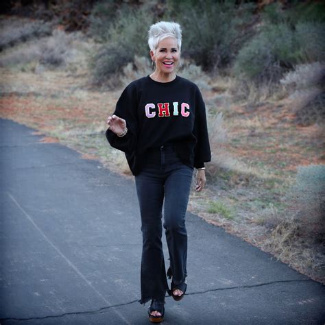 Chic Black Oversized Sweatshirt Shop At Chic