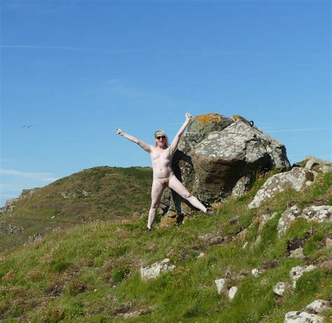 British Milf Naked In A Beauty Spot 18 Pics XHamster